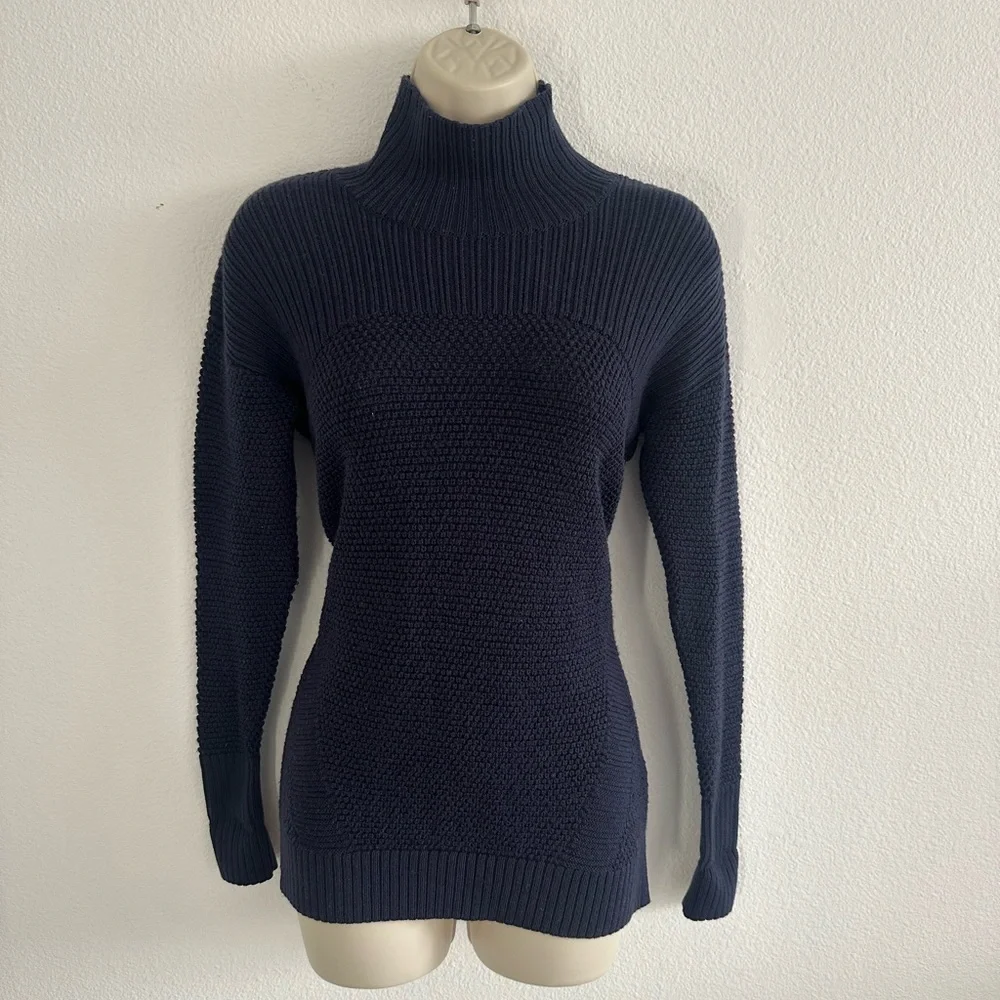 Lululemon Turtleneck Sweater‎ Merino Wool Navy Blue Warm & Restore Womens Sz 6